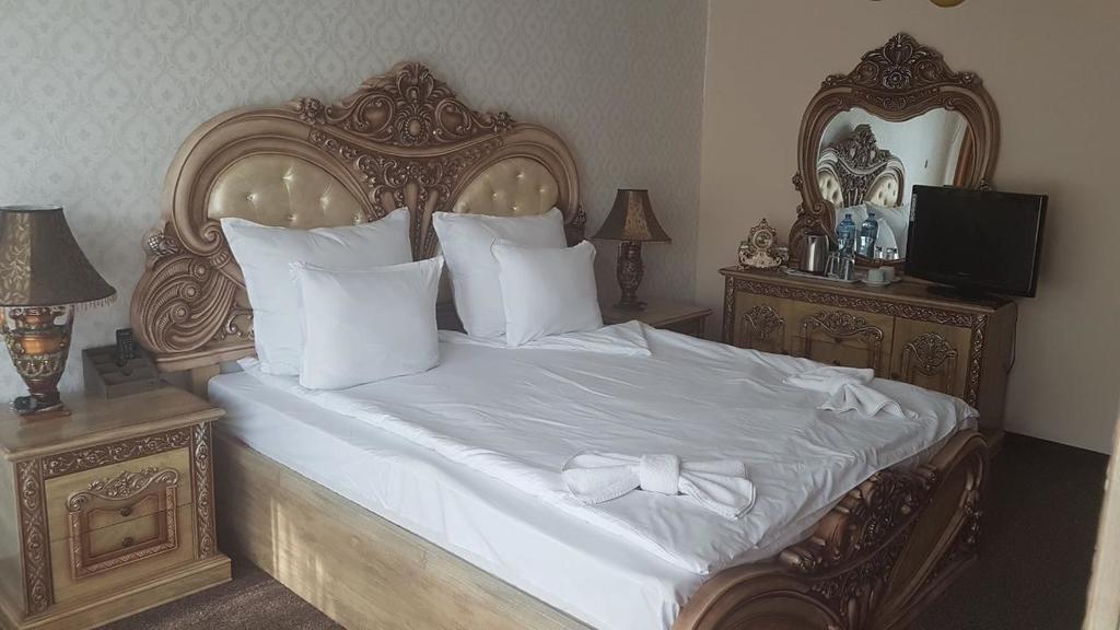 Hotel Elit Palace And Spa Балчик Экстерьер фото
